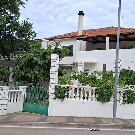 Apartmani Juricev Водице Экстерьер фото